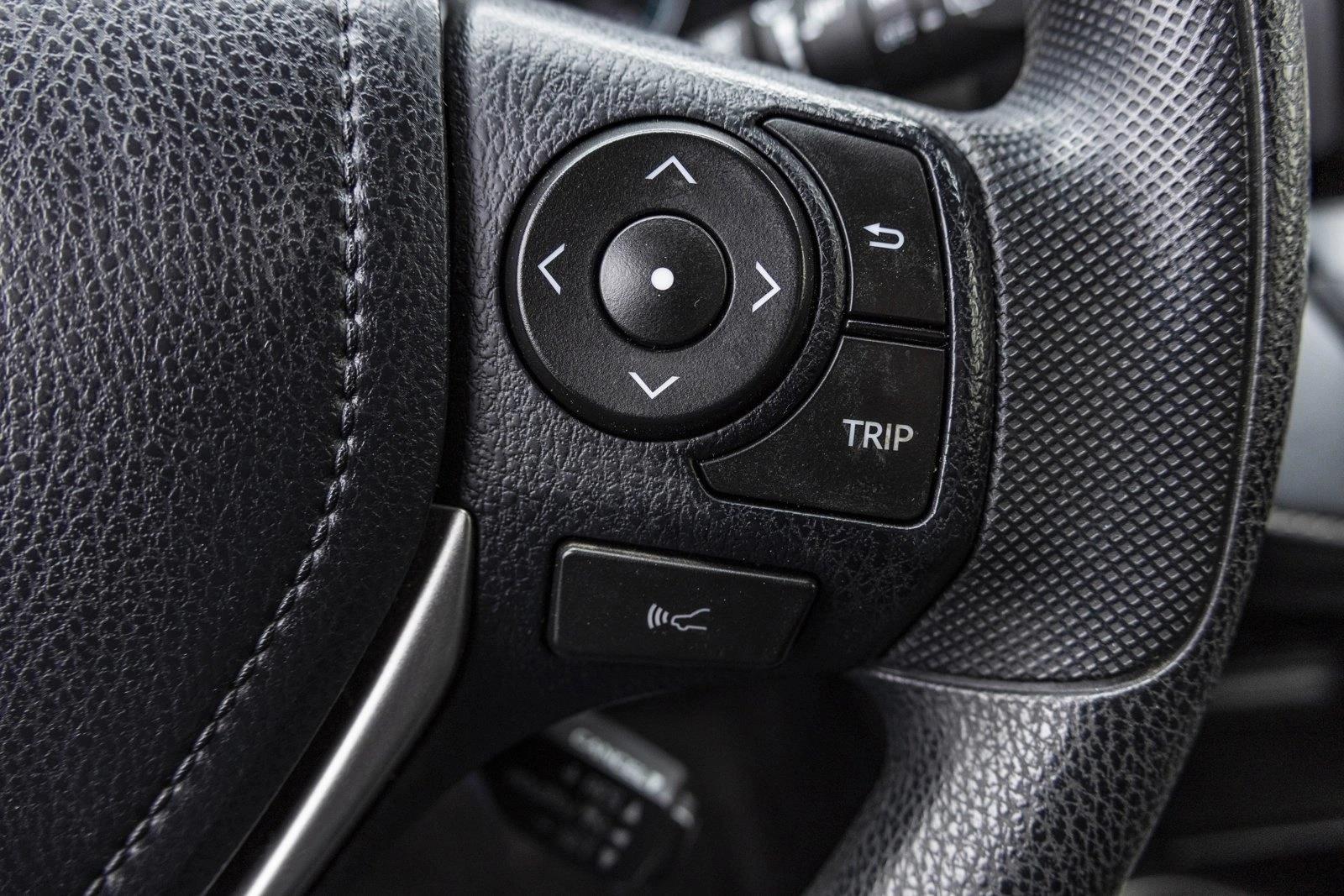 2018 TOYOTA RAV4 - Image 16