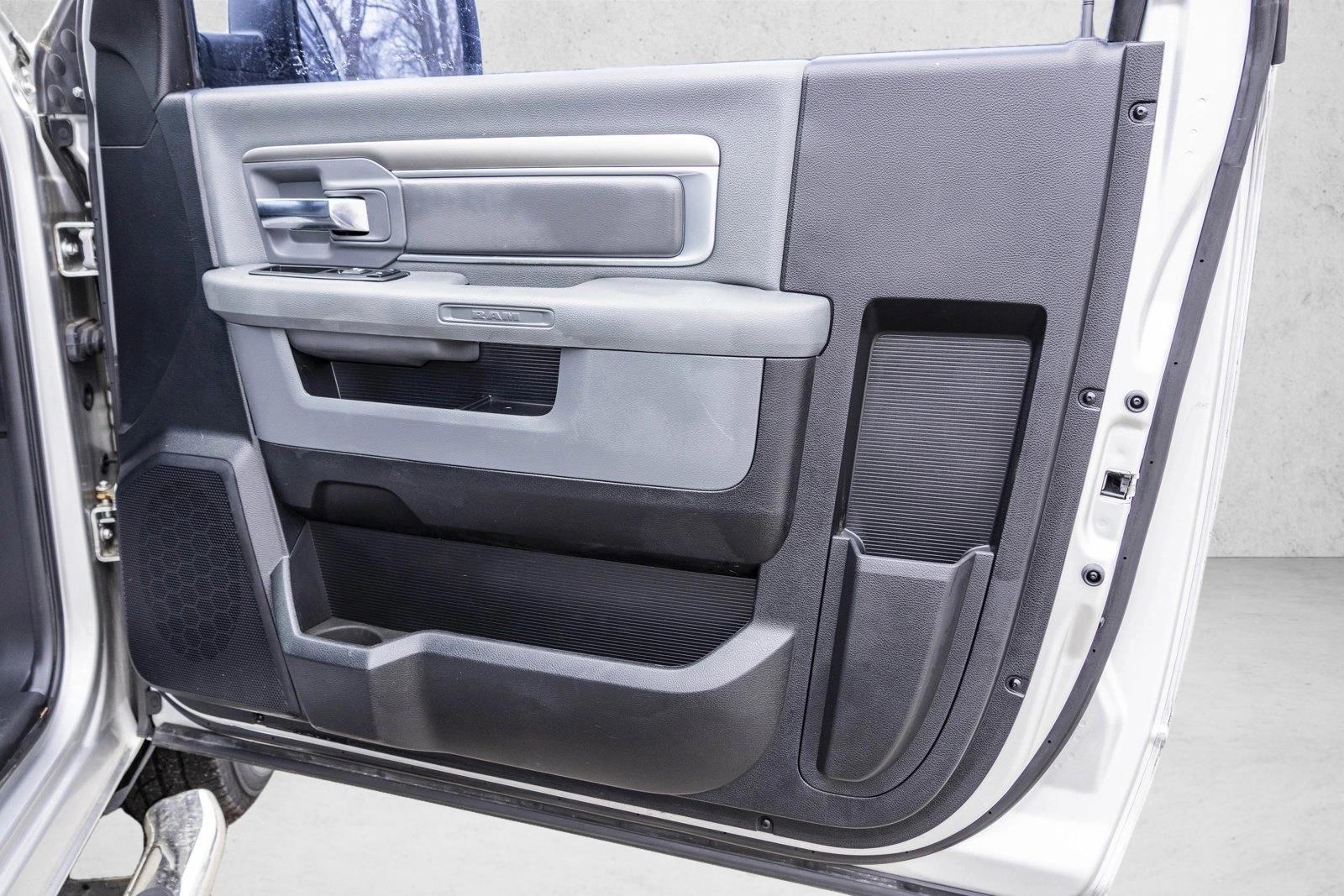 2014 RAM 1500 - Image 23