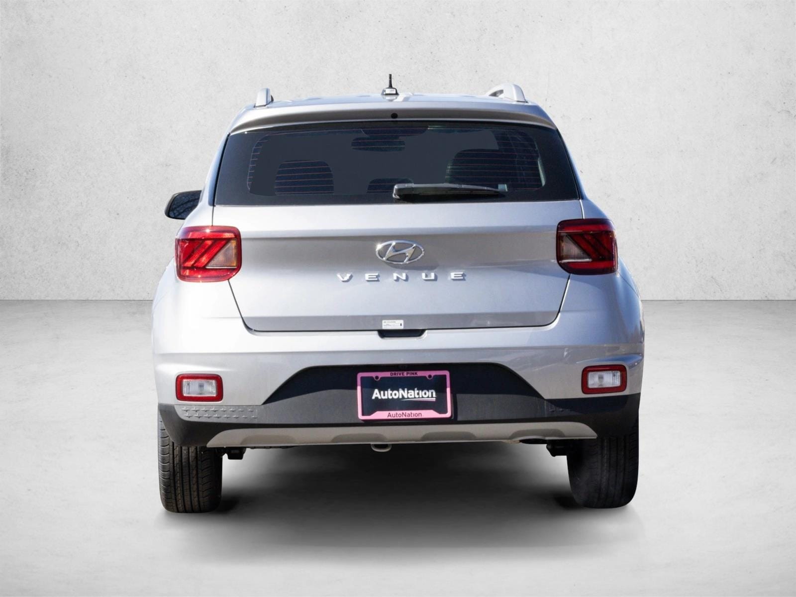 2025 Hyundai Venue SEL - Photo 6