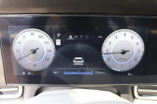 2025 Hyundai Elantra SEL - Photo 15