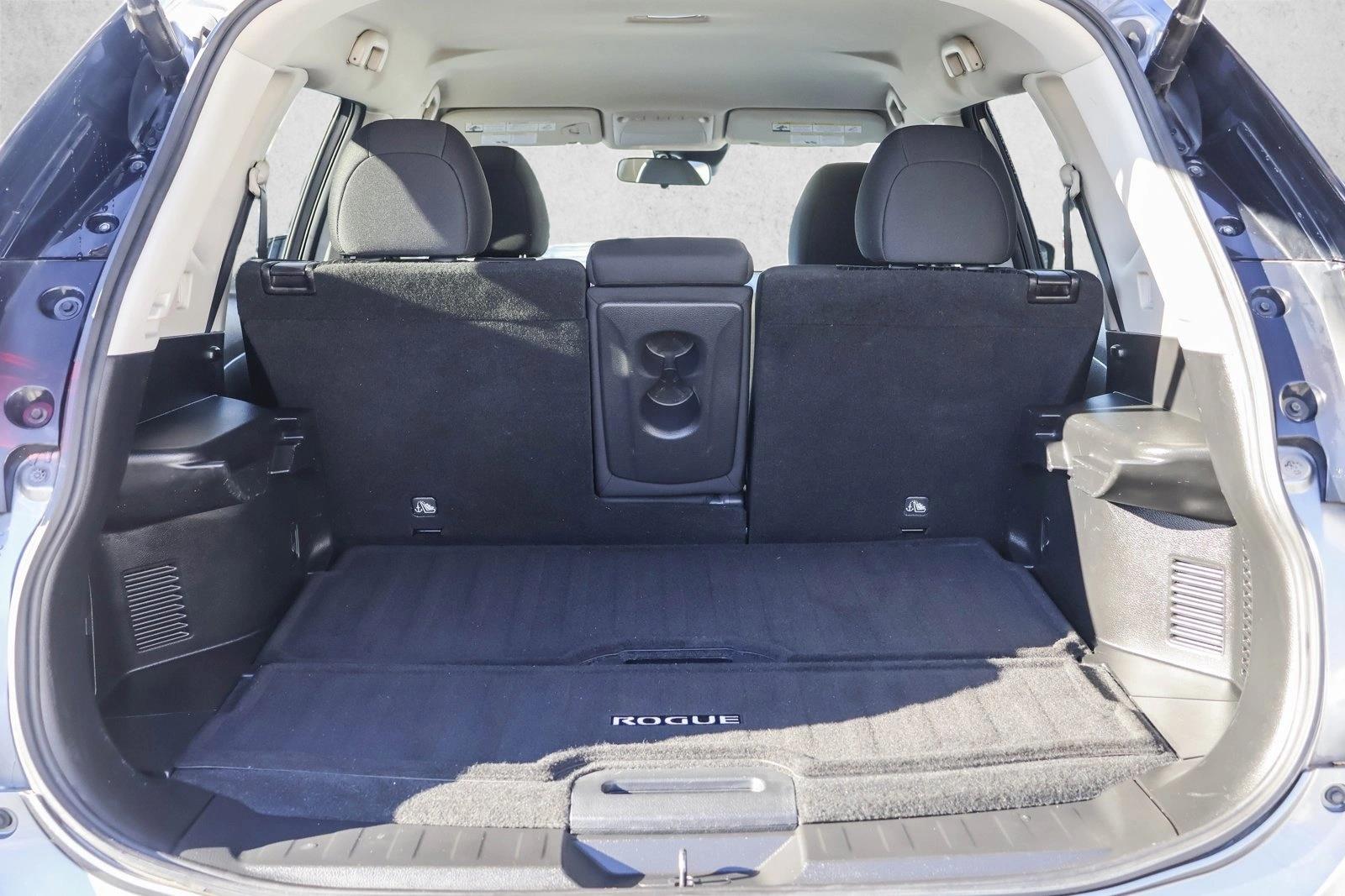 2019 NISSAN ROGUE - Image 25