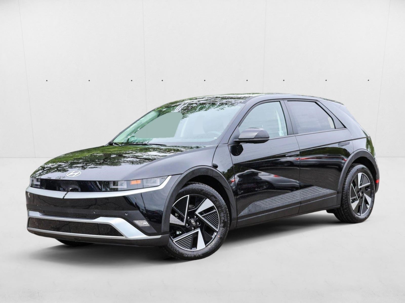 2025 Hyundai IONIQ 5 SE's photo