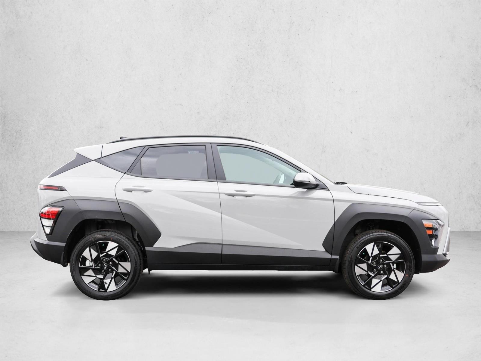 2025 Hyundai Kona SEL Convenience - Photo 4