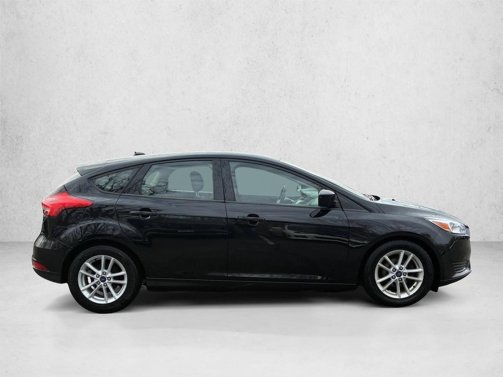 Used 2018 Ford Focus SE 4dr Car