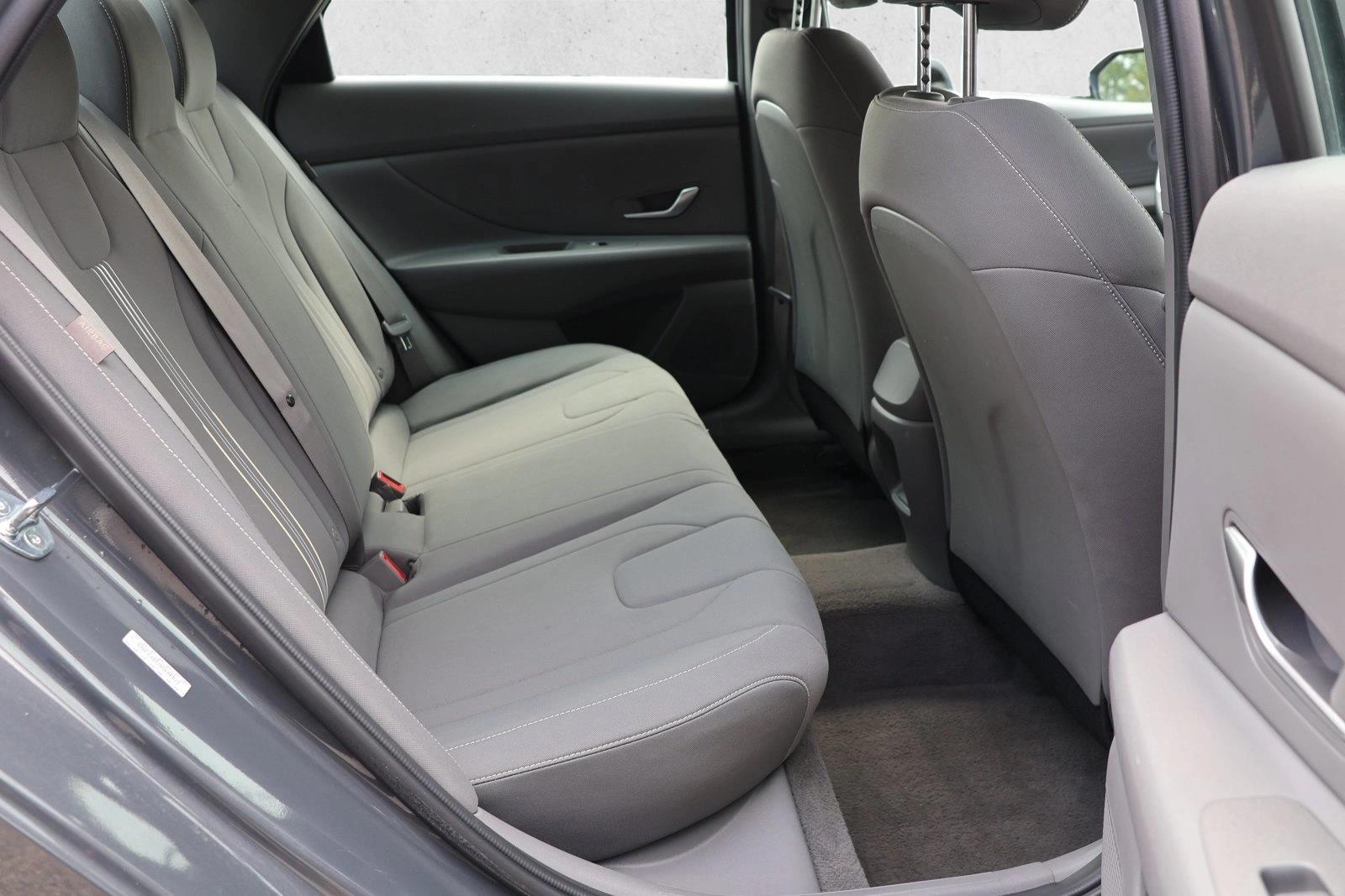 2024 Hyundai Elantra SEL - Photo 25