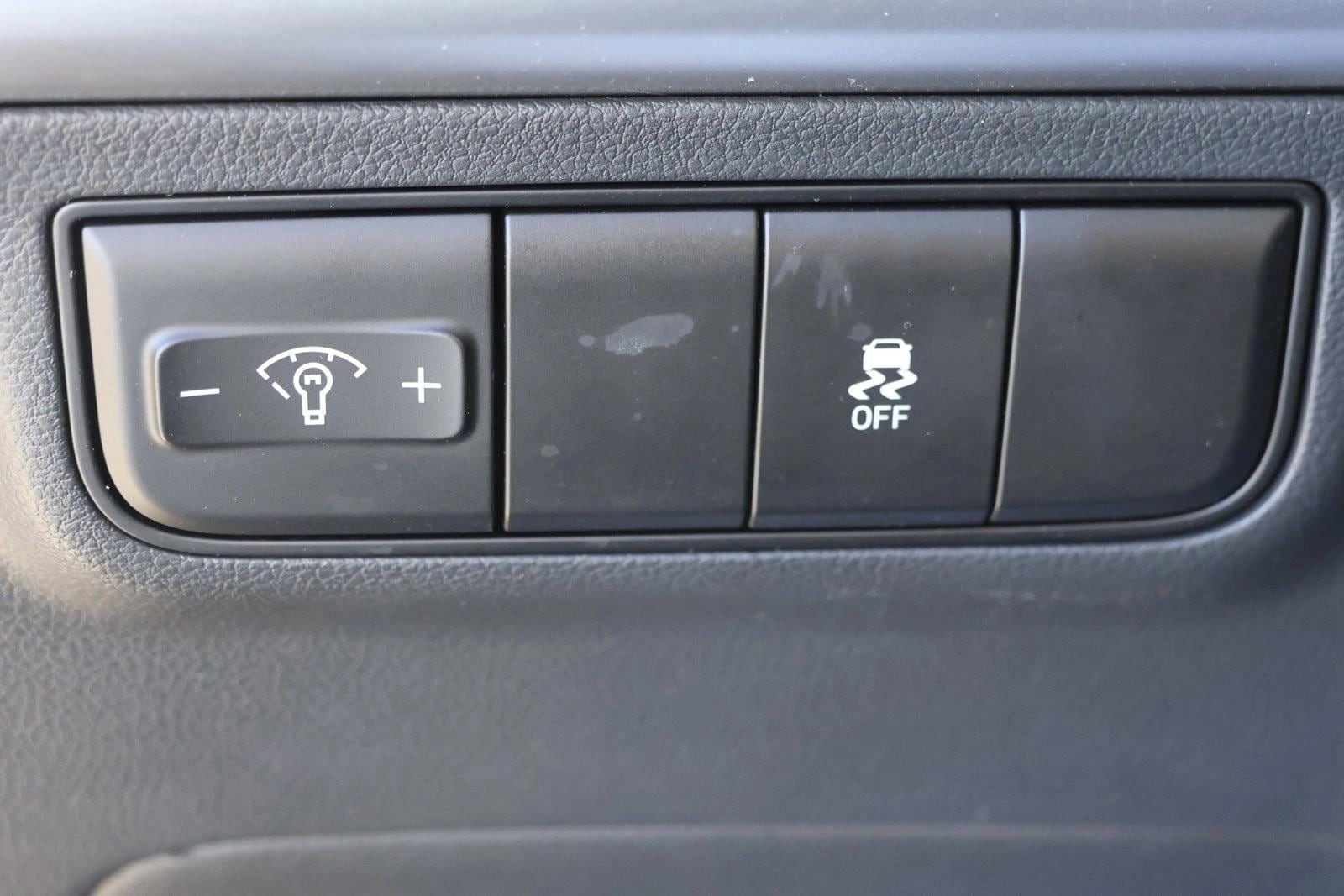2026 Hyundai Tucson SE - Photo 13
