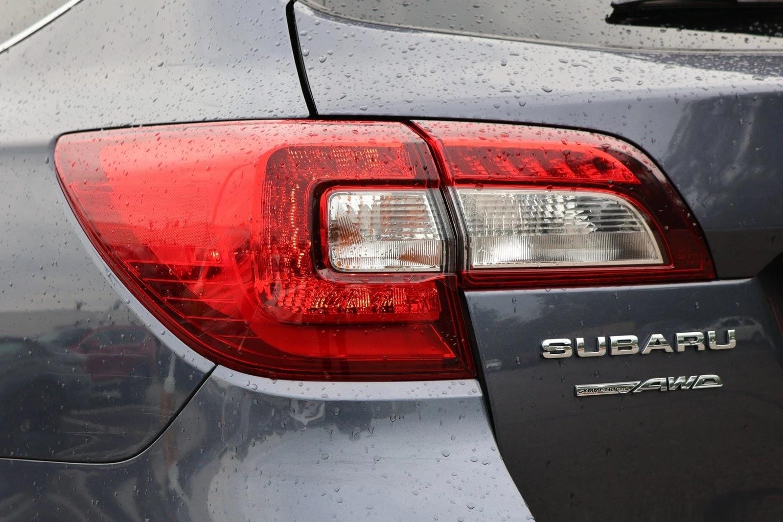 2015 Subaru Outback Limited - Photo 11