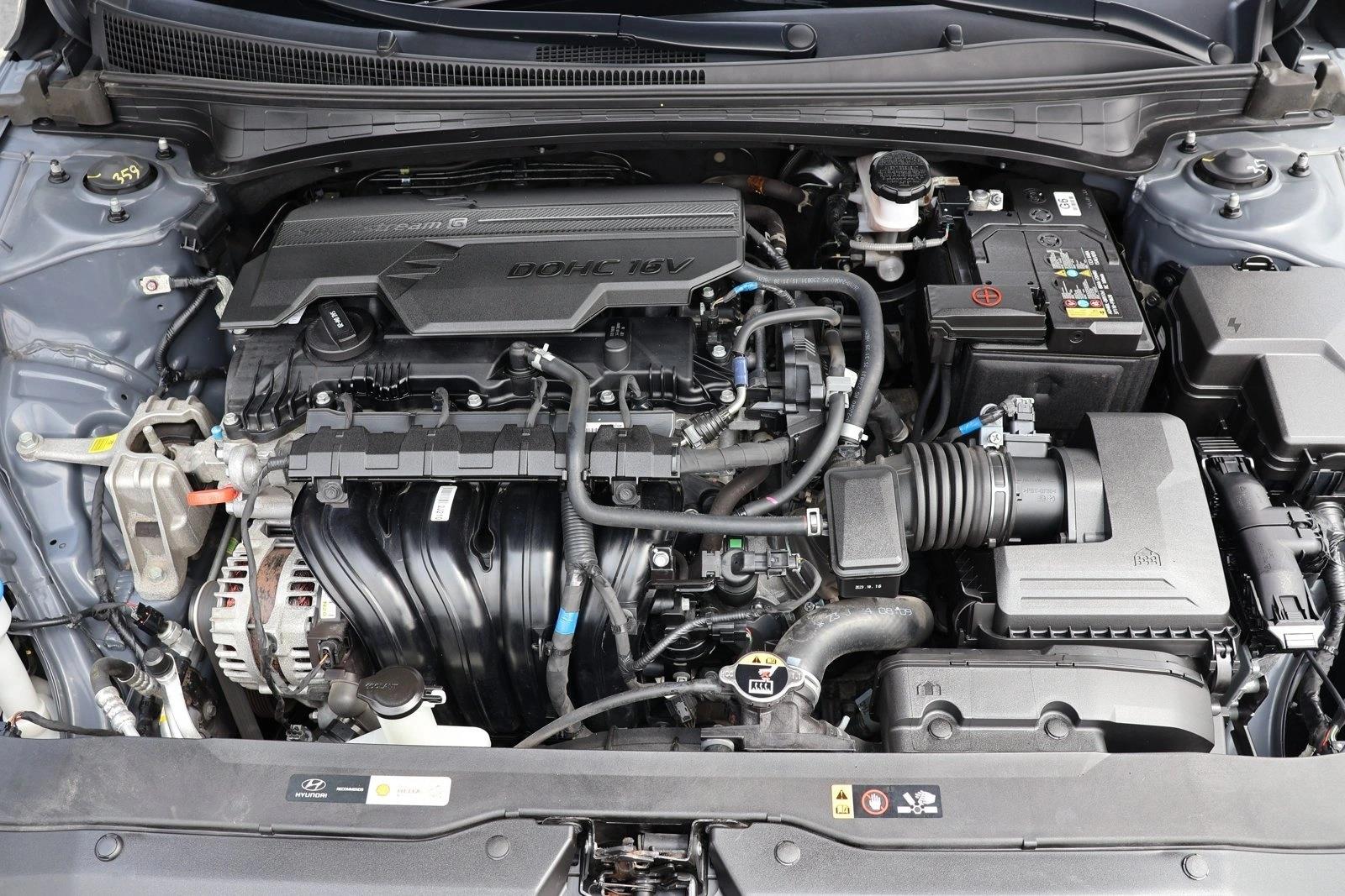 2024 Hyundai Elantra SEL - Photo 30