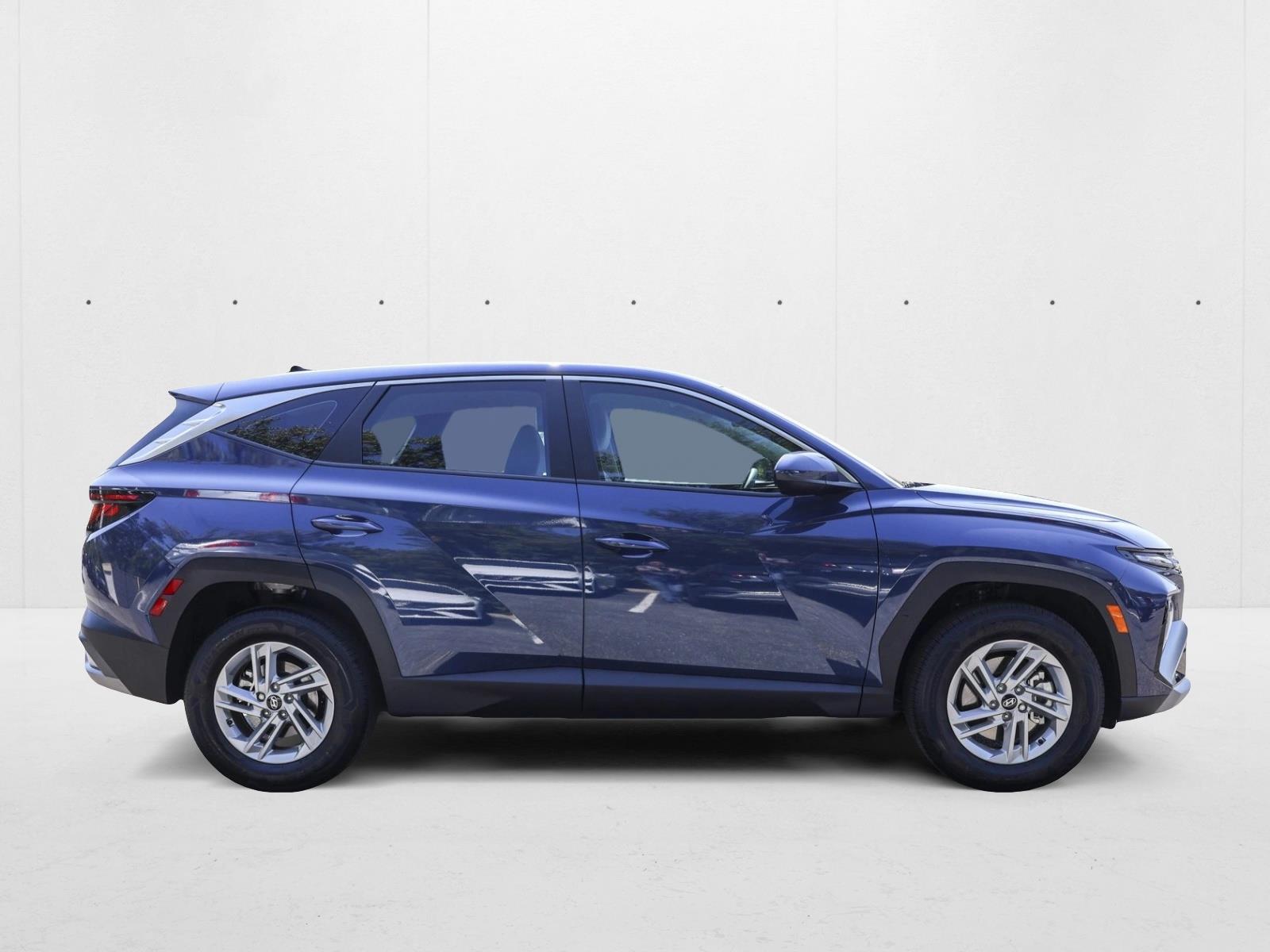 2025 Hyundai Tucson SE Sport photo 4