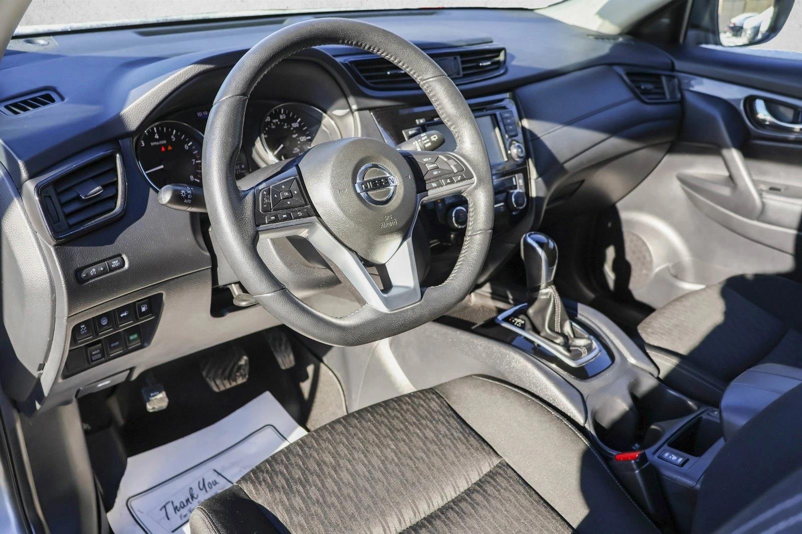 2019 NISSAN ROGUE - Image 10