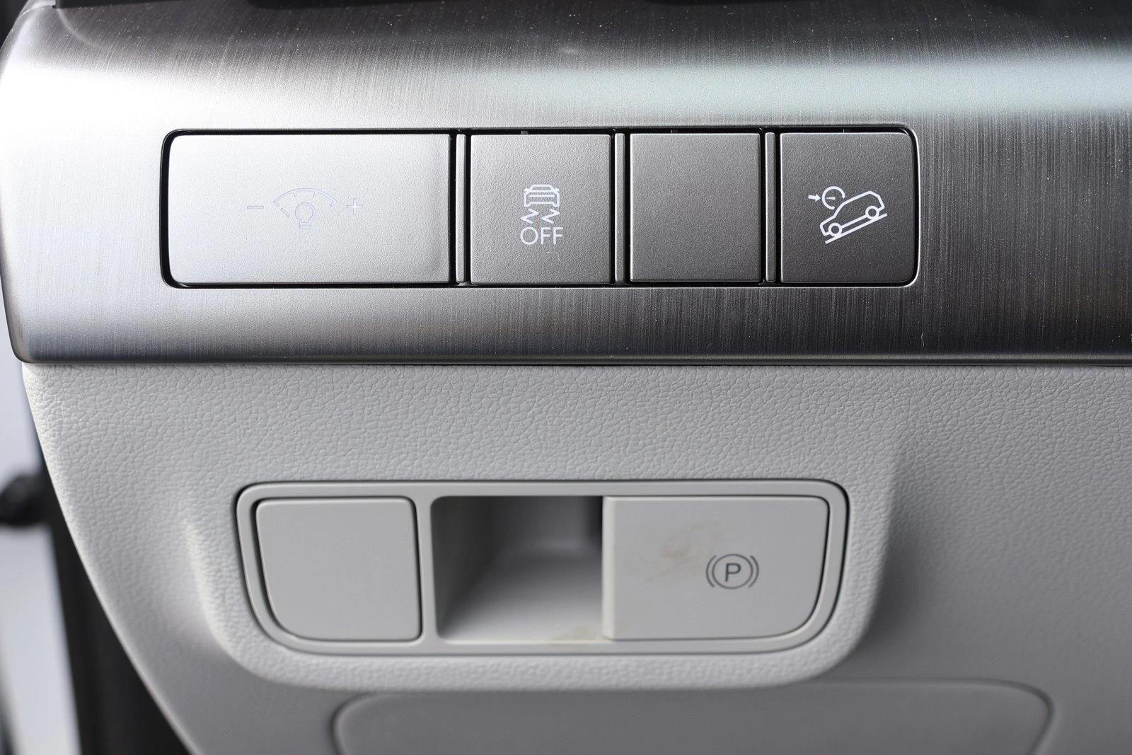 2026 Hyundai Kona SEL Premium - Photo 13