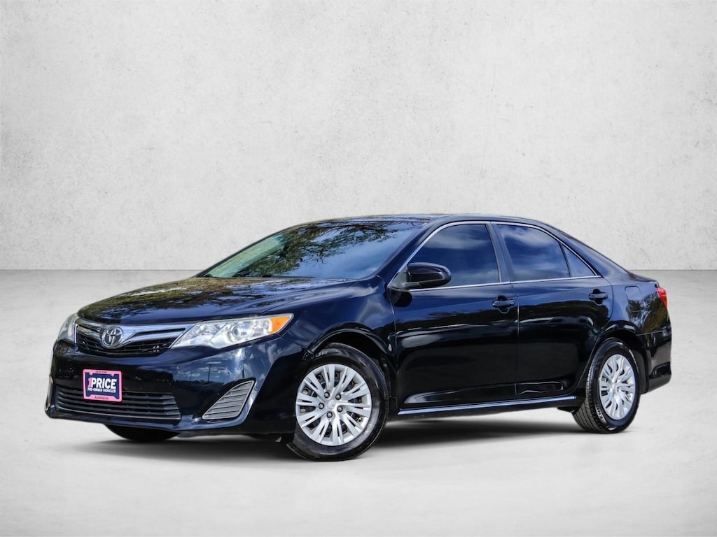 Used 2013 Toyota Camry LE 4dr Car