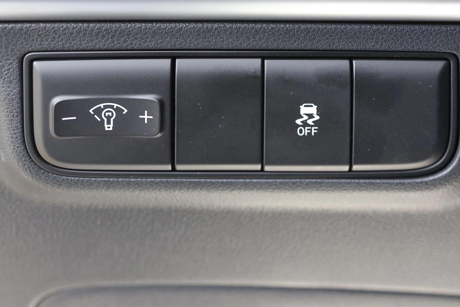 2026 Hyundai Tucson SE - Photo 13