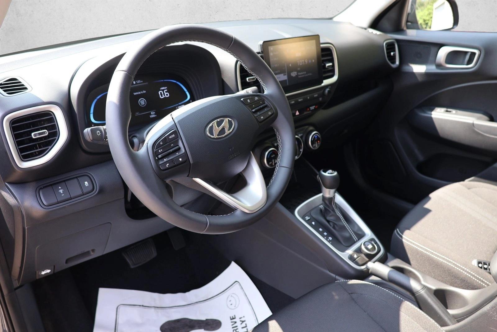 2026 Hyundai Venue SEL - Photo 10