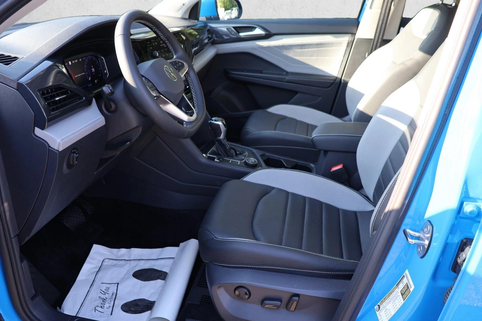 2024 Volkswagen Taos SEL - Photo 11