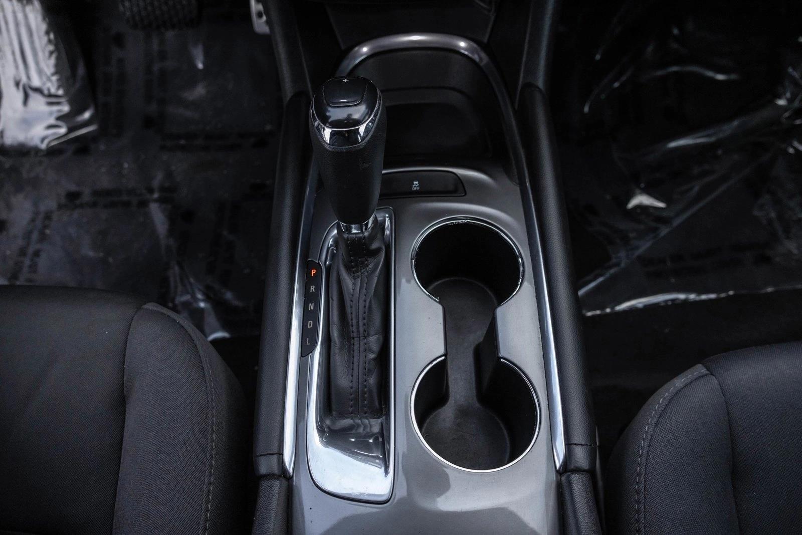 2016 CHEVROLET MALIBU - Image 18