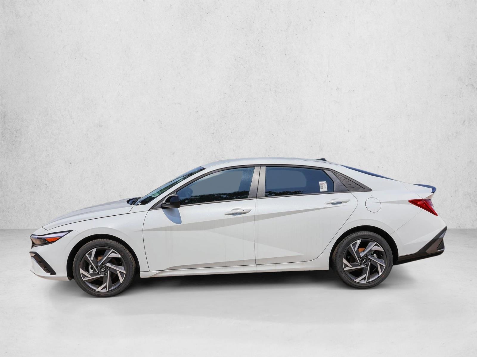 2025 Hyundai Elantra Blue - Photo 8