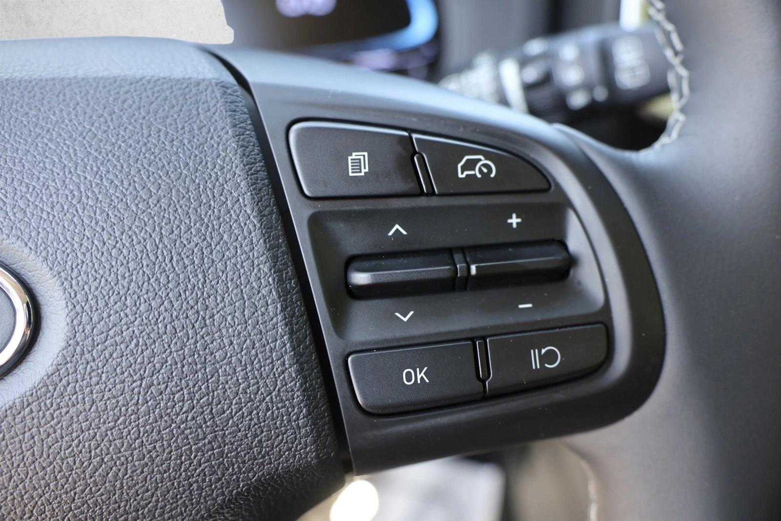 2026 Hyundai Venue SEL - Photo 16