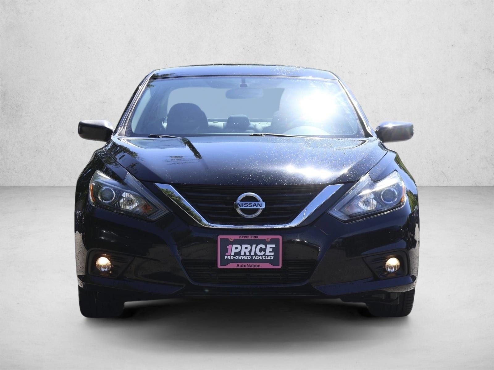 Used 2017 Nissan Altima SR with VIN 1N4AL3AP3HC209483 for sale in Des Plaines, IL