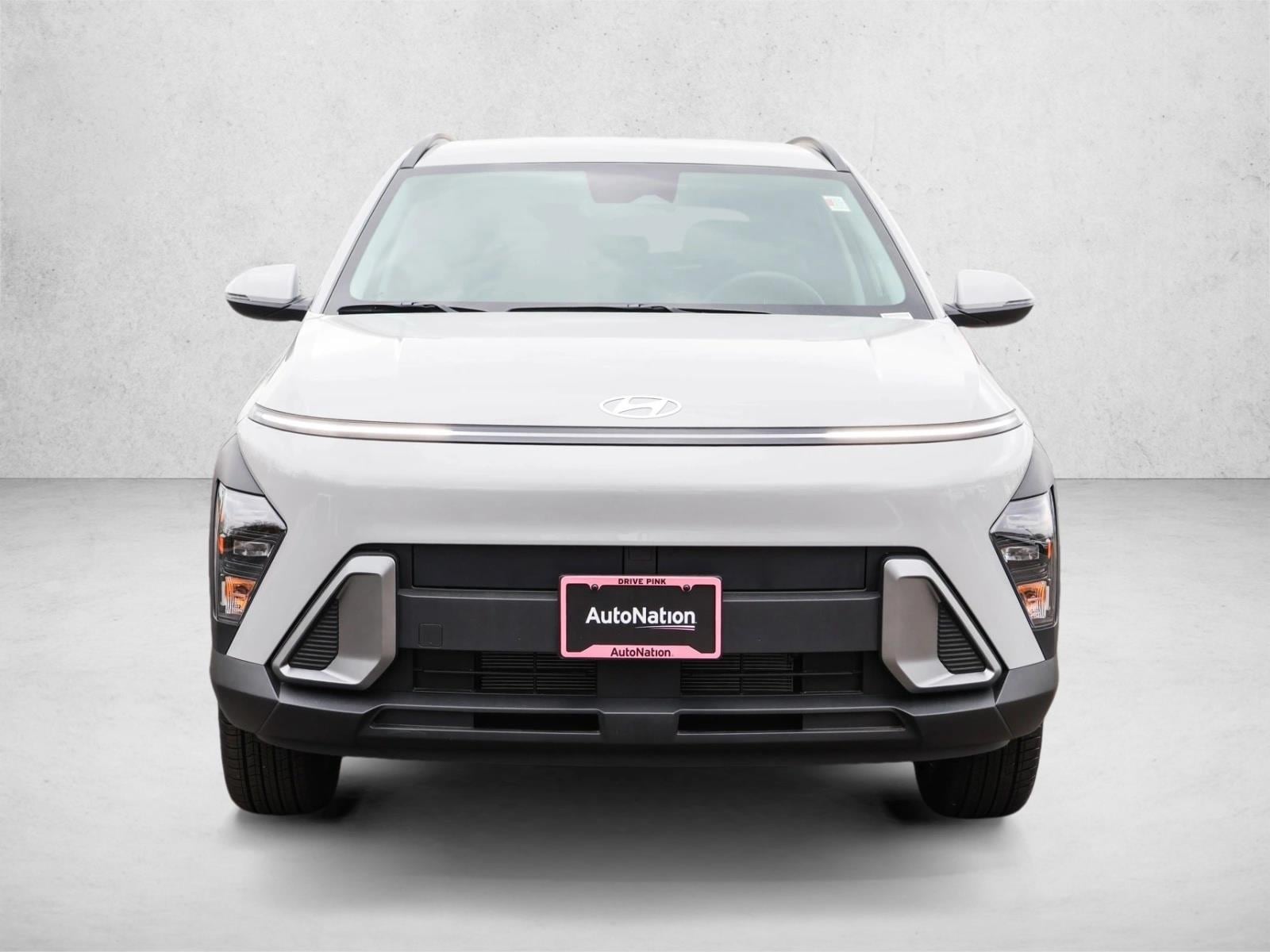 2025 Hyundai Kona SEL Convenience - Photo 2