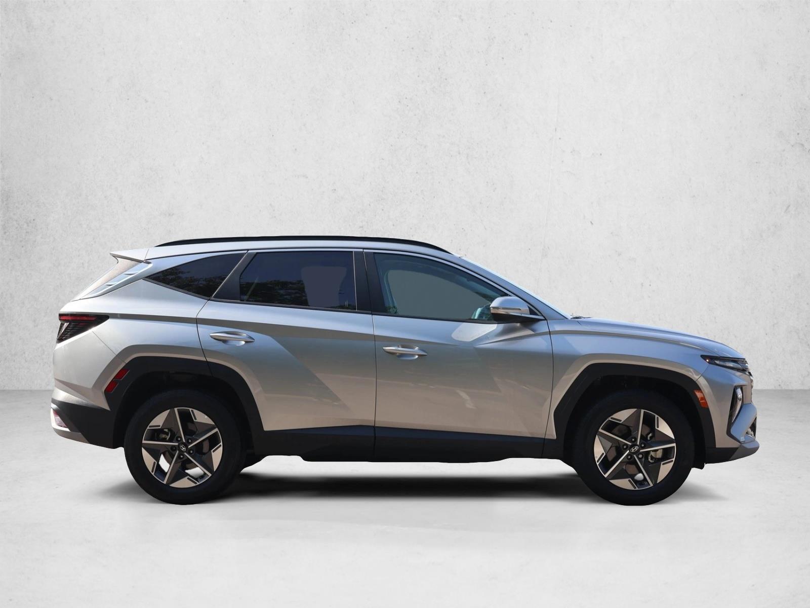 2025 Hyundai Tucson SEL Convenience - Photo 4