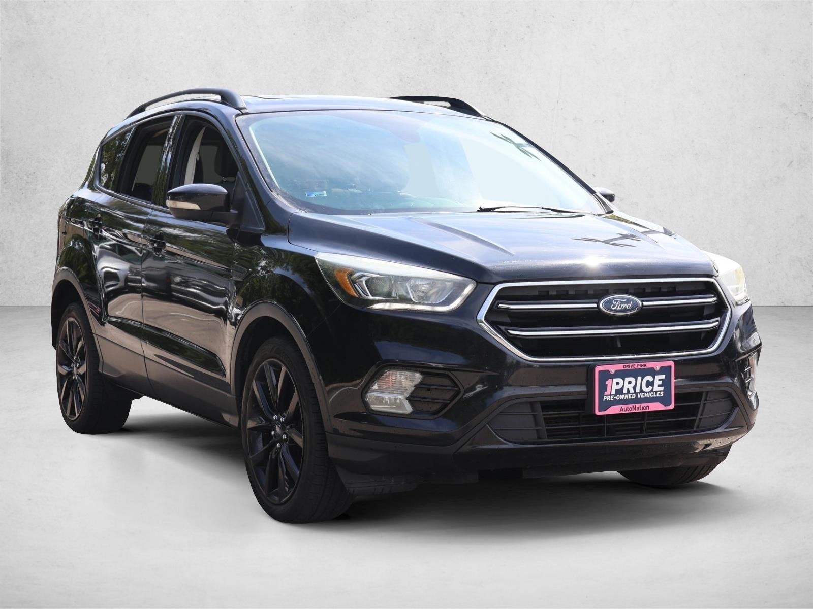2017 Ford Escape Titanium - Photo 3