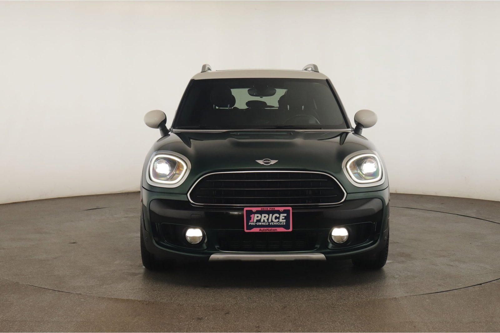 Used 2018 MINI Countryman Base with VIN WMZYV5C30J3E04149 for sale in Des Plaines, IL