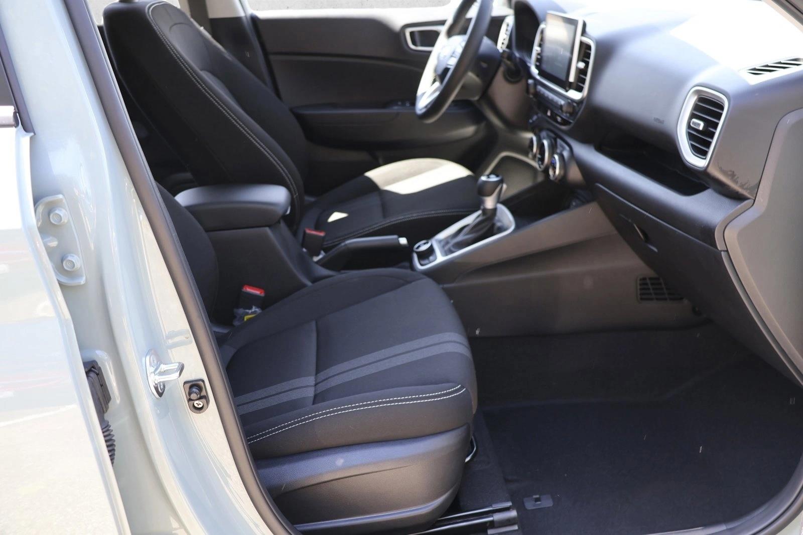 2026 Hyundai Venue SEL - Photo 29