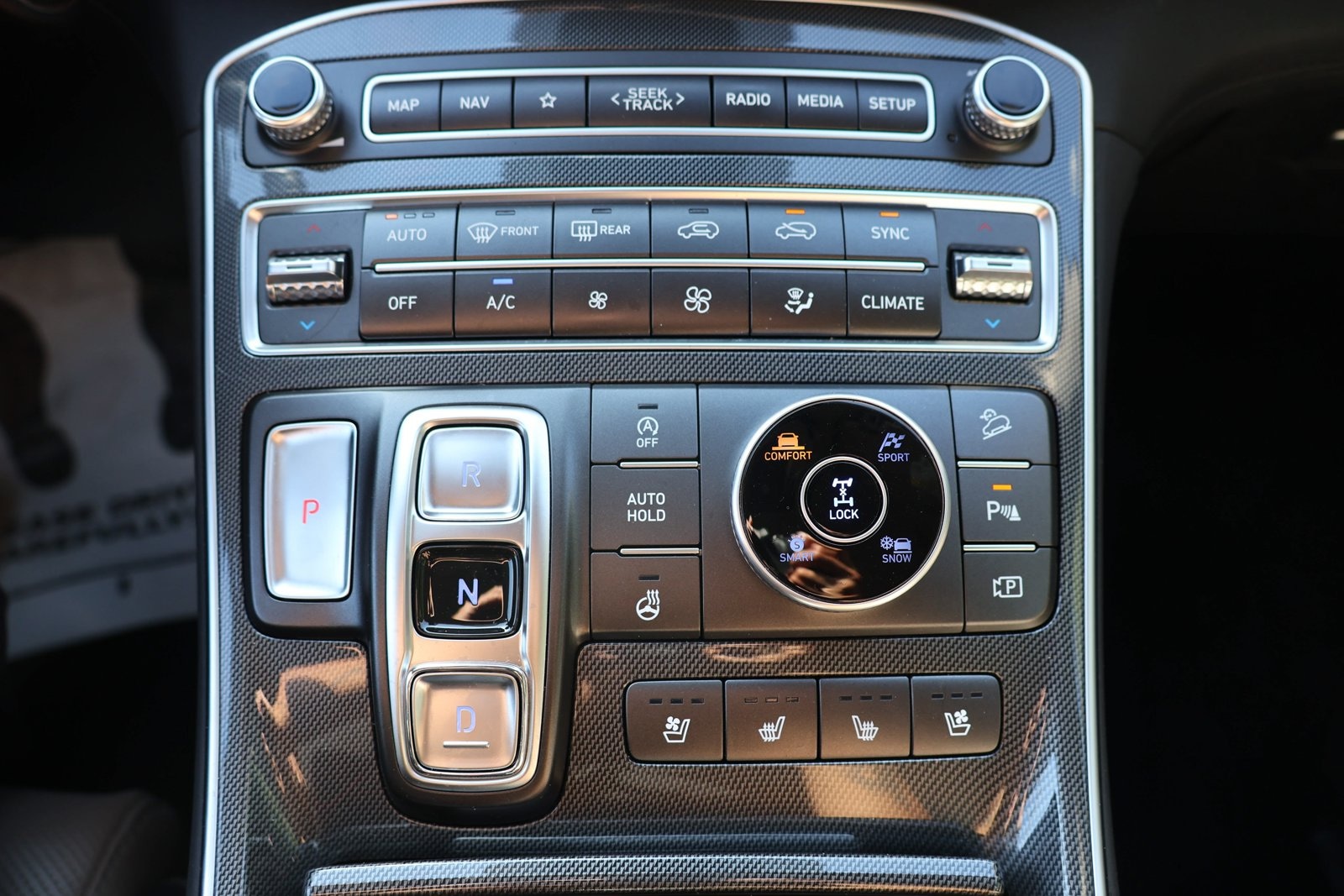 2021 Hyundai Santa Fe Limited - Photo 19