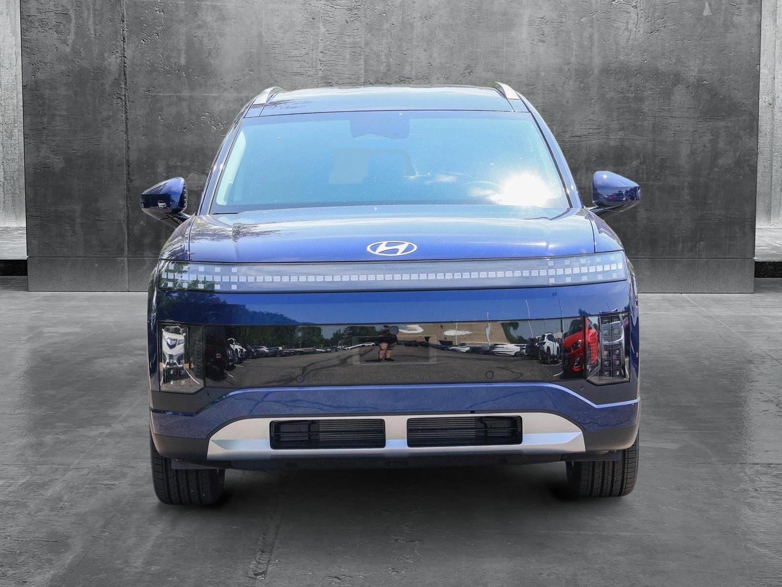 2026 Hyundai Ioniq SE photo 2