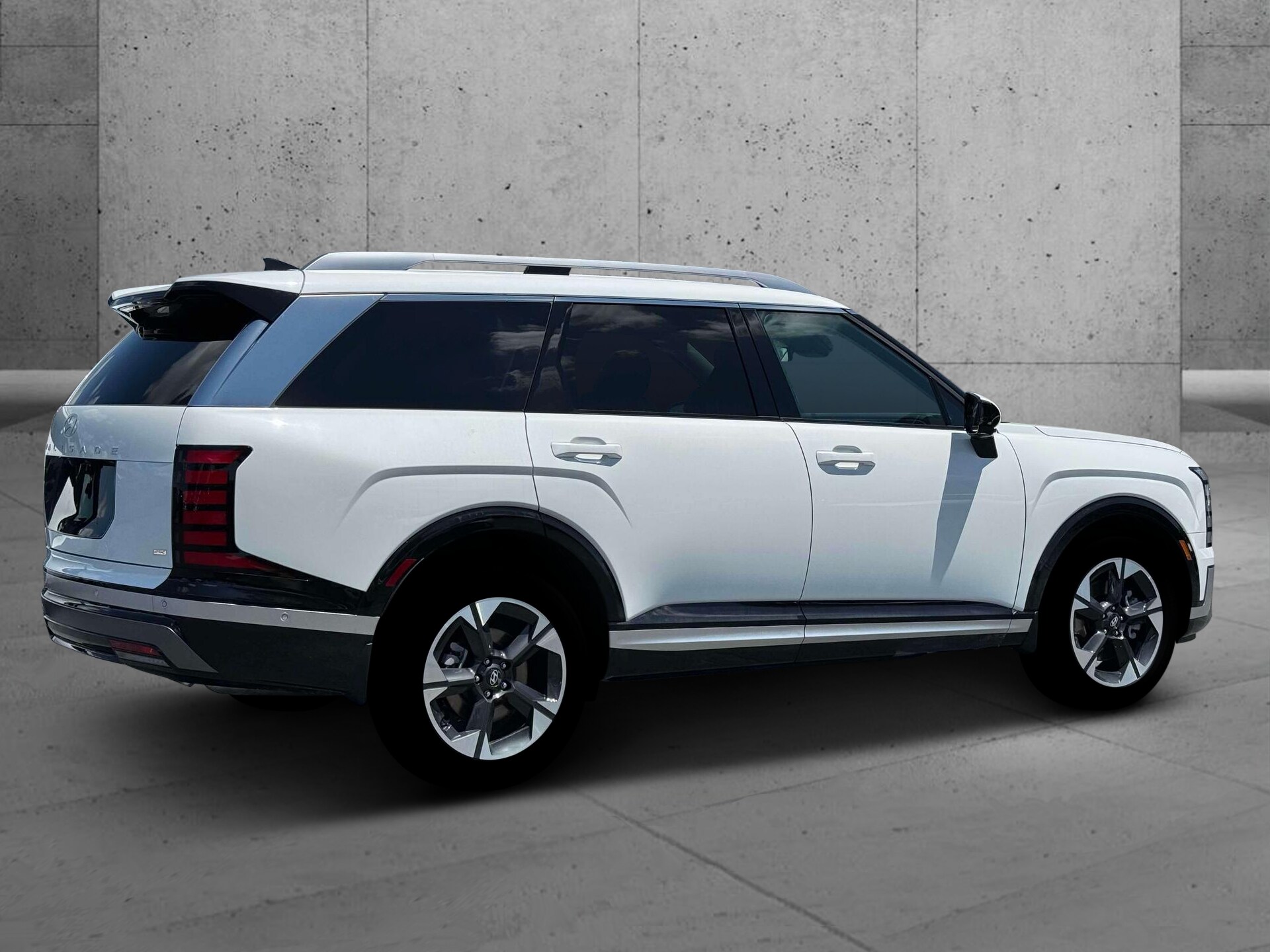 2026 Hyundai Palisade Limited - Photo 8