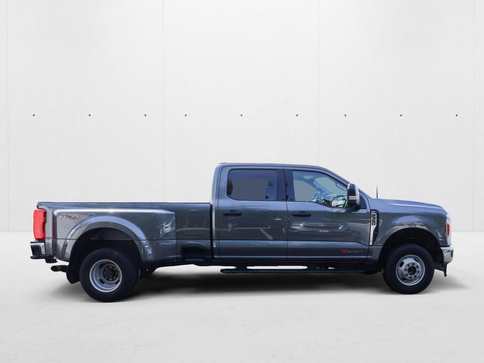 2024 FORD F-350 - Image 4