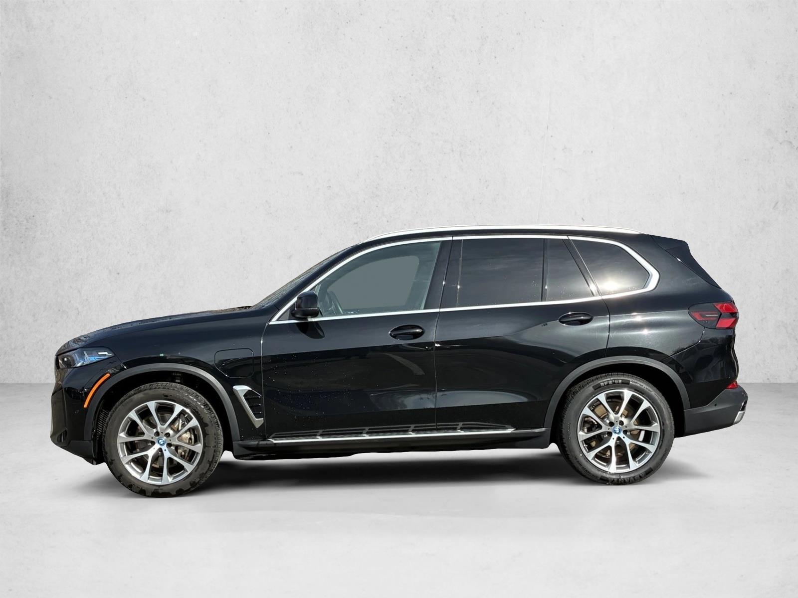 2025 BMW X5 - Image 8
