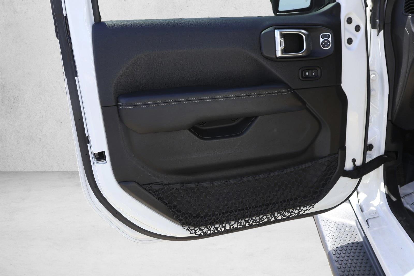 2018 Jeep All-New Wrangler Unlimited Sahara - Photo 12