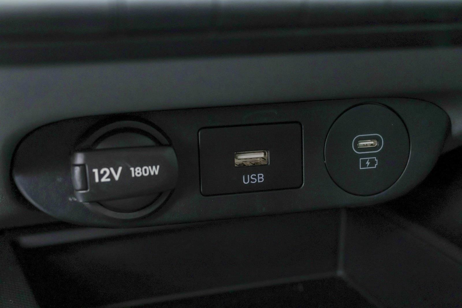 2025 HYUNDAI ELANTRA - Image 20