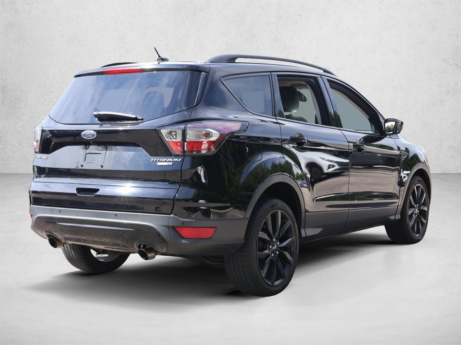 2017 Ford Escape Titanium - Photo 5