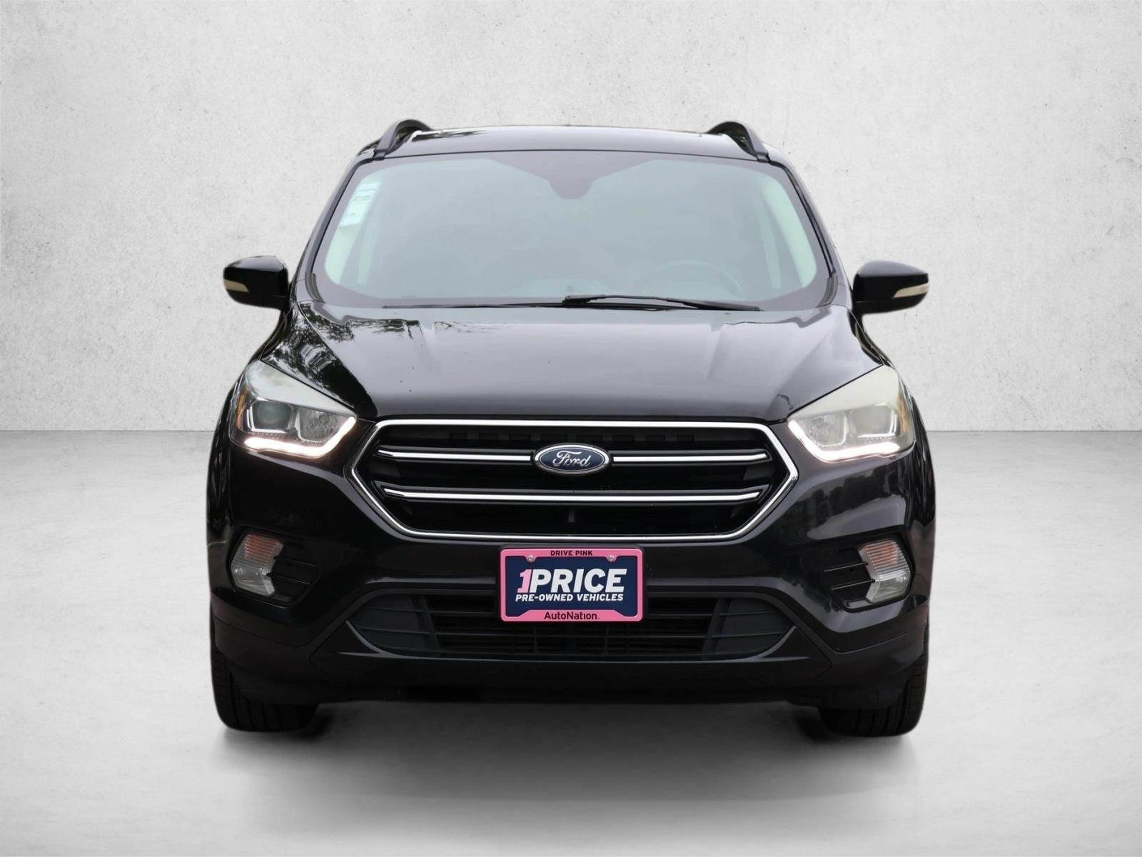 Used 2017 Ford Escape Titanium with VIN 1FMCU9J9XHUF03277 for sale in Des Plaines, IL