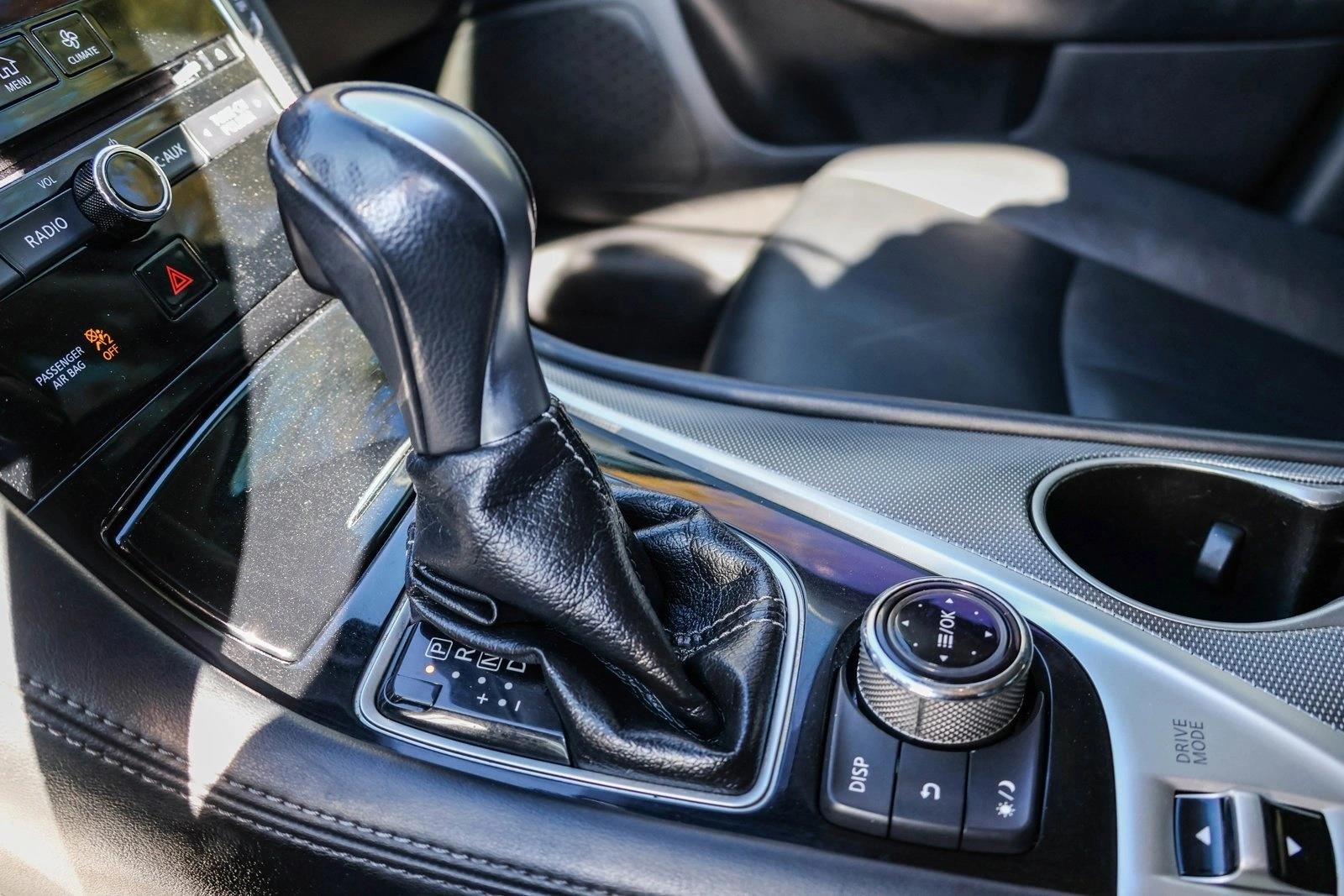 2017 INFINITI Q50 - Image 20