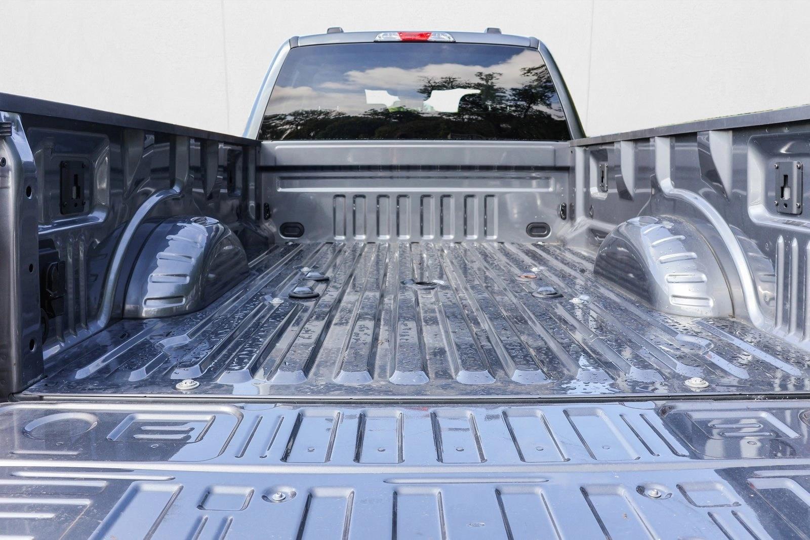 2024 FORD F-350 - Image 24