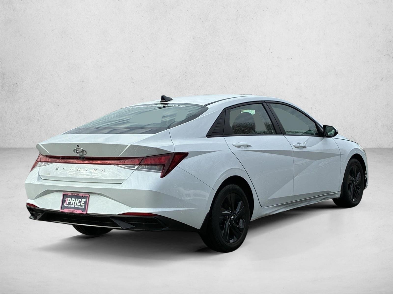 2023 HYUNDAI ELANTRA - Image 5