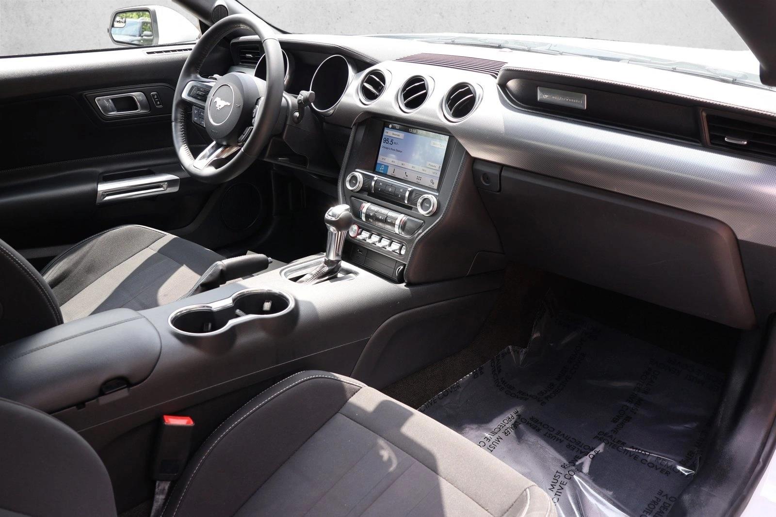 2018 Ford Mustang EcoBoost - Photo 23