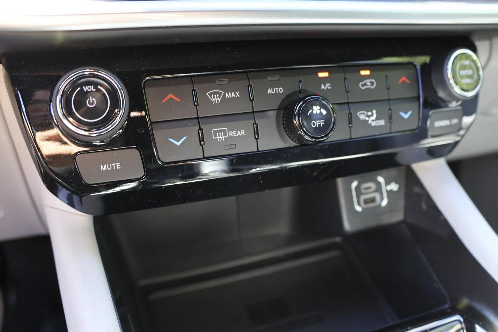 2023 Jeep Compass Latitude - Photo 19