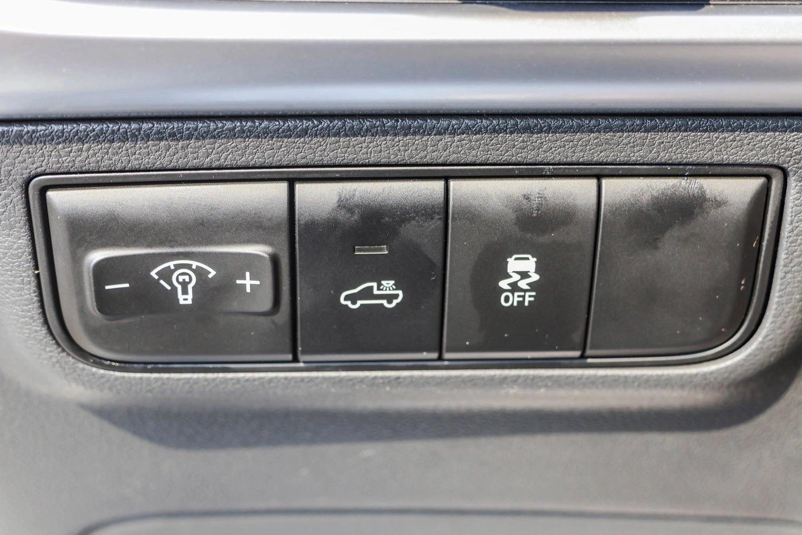 2026 Hyundai Santa Cruz SEL - Photo 13