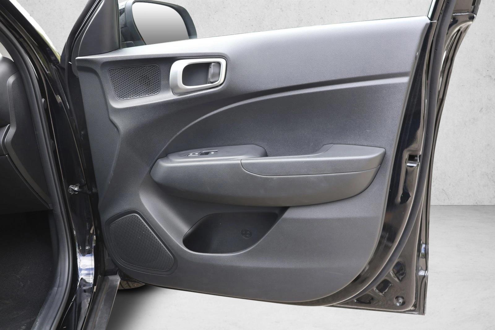 2026 Hyundai Venue SEL - Photo 30