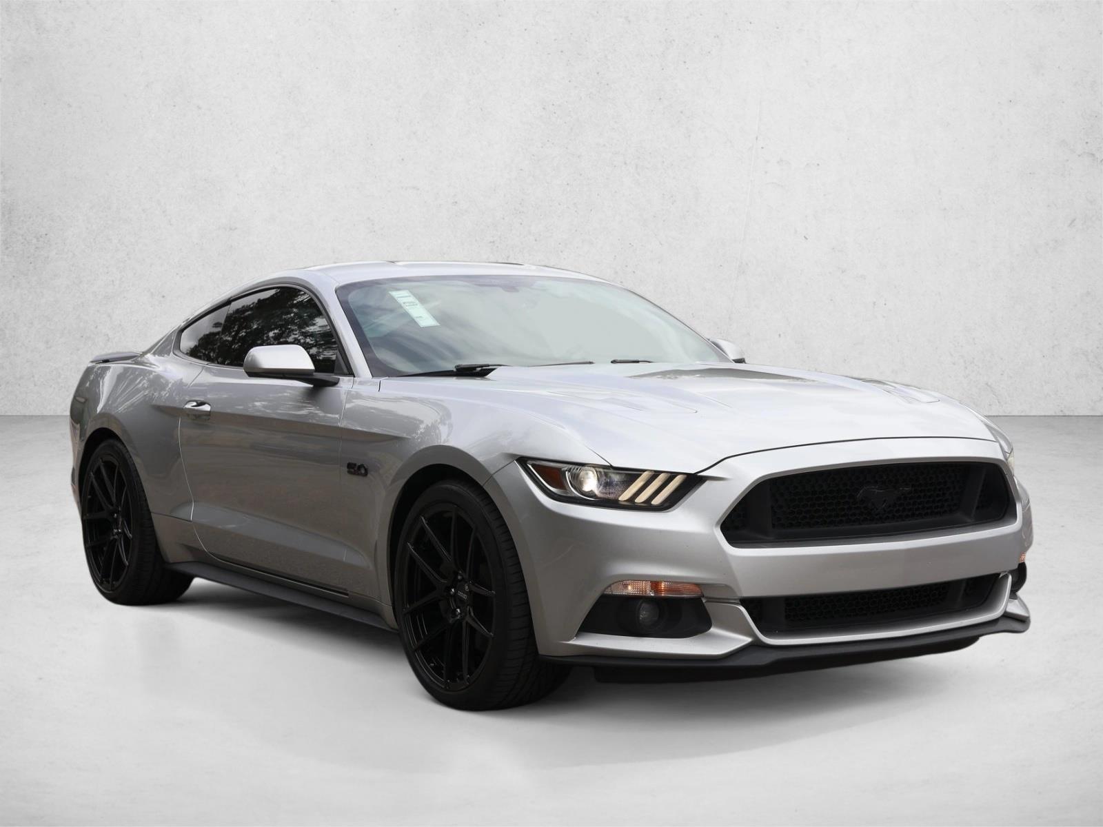 2017 Ford Mustang GT - Photo 18