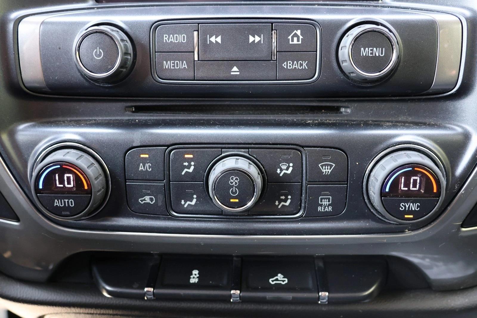 2018 Chevrolet Silverado 1500 LT - Photo 19
