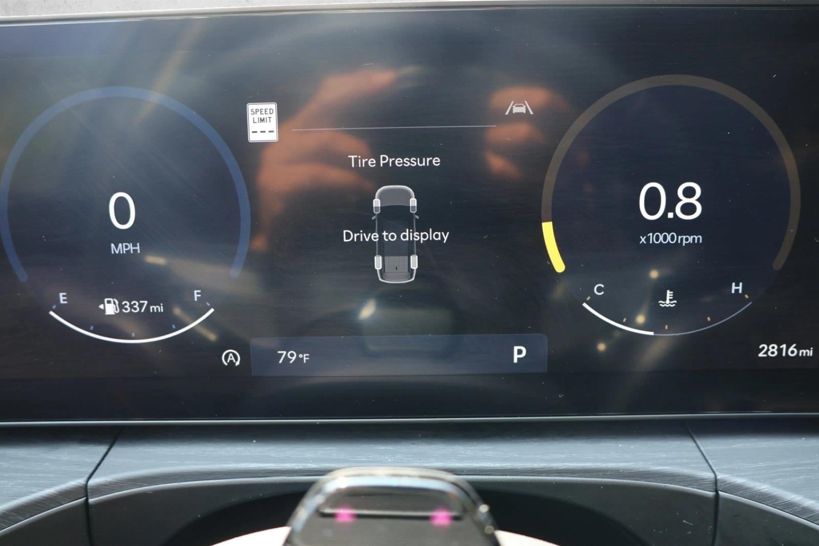 2026 Hyundai Santa Fe Limited - Photo 15