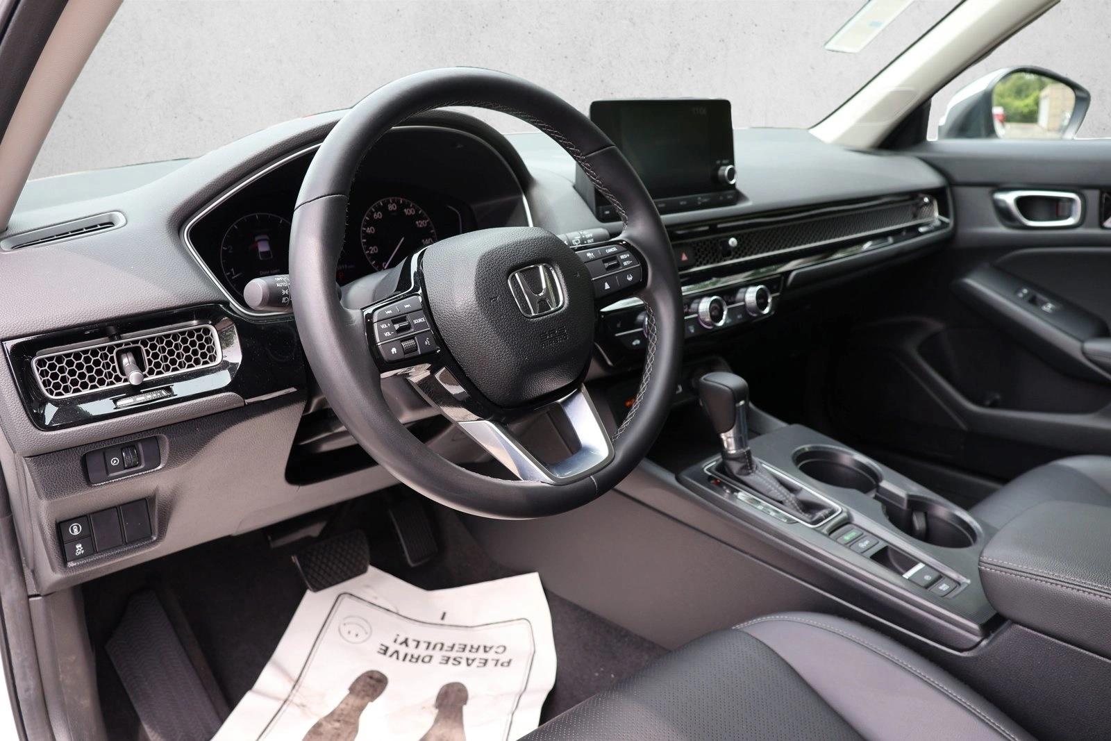 2024 Honda Civic Hatchback EX-L - Photo 10