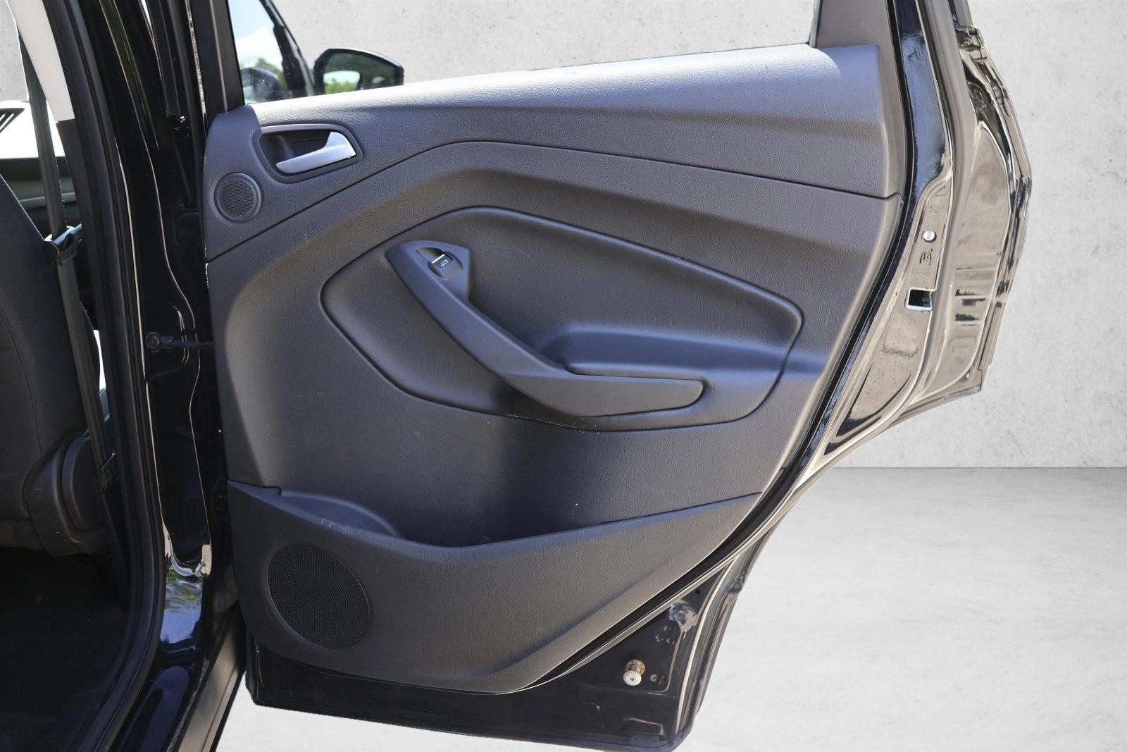 2017 Ford Escape SE - Photo 26