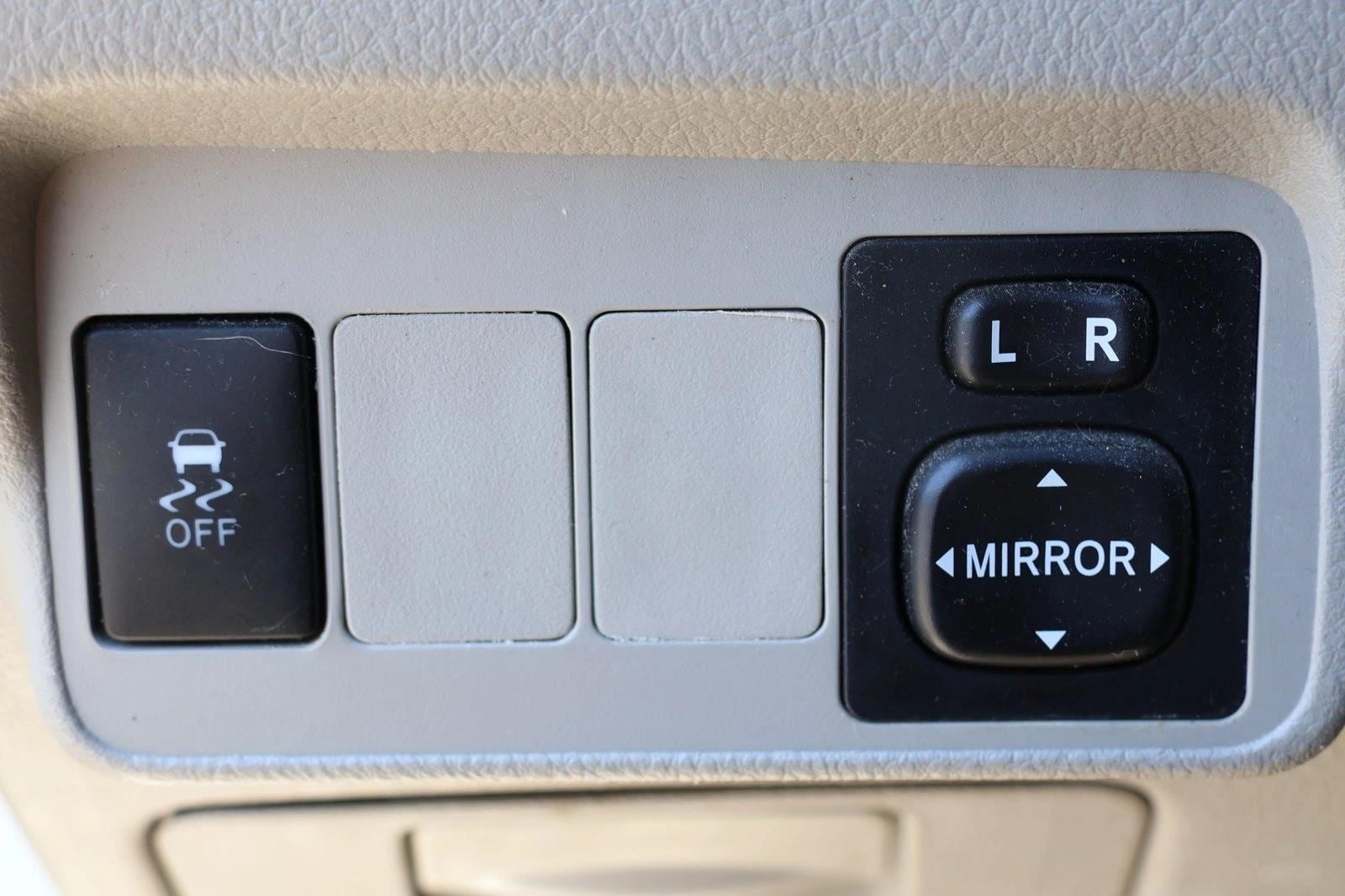 2012 Toyota Corolla LE - Photo 15